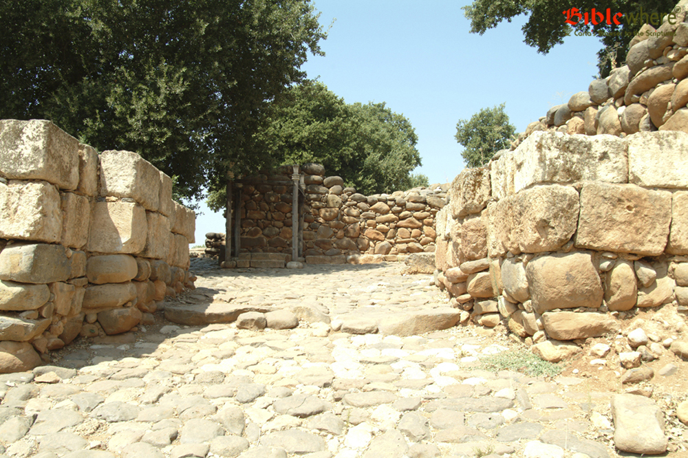 Iron Age (Israelite) Gate on the City's South Wall. (Photo: S. Magal)